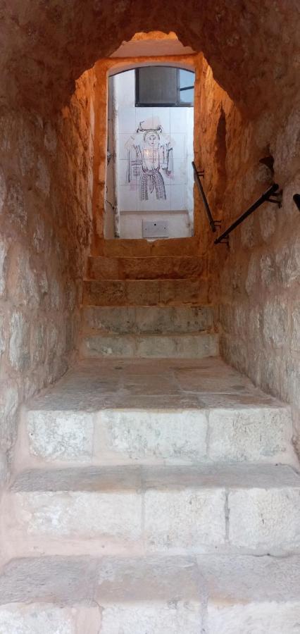 Jaffa Gate Hostel Йерусалим Екстериор снимка